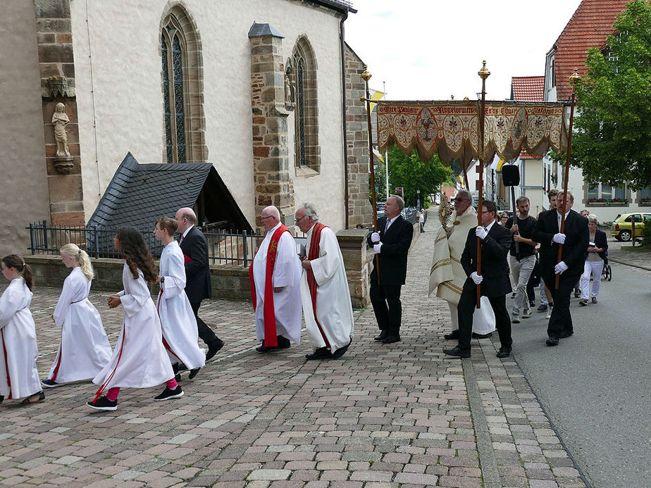 Bittprozession am Pfingstmontag (Foto: Karl-Franz Thiede)